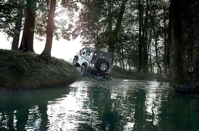 The 2012 Defender can be easily identified by its large alloys and bonnet 'bulge'